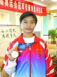 劳丽诗个人资料,才华横溢的歌手，音乐之路上的璀璨星辰