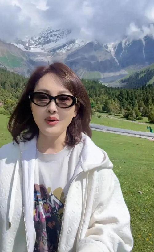 牛莉年轻照片,岁月如歌，美丽依旧